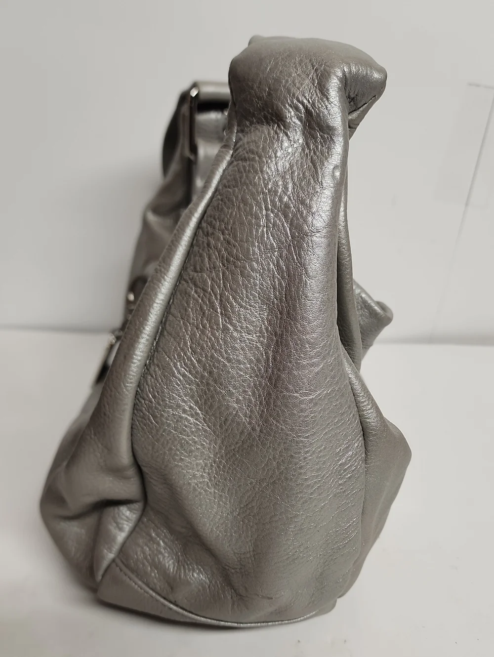 LUCE Sleek Pebbled Leather Shoulder Hobo Bag in Light Gray Minimalist Quality!